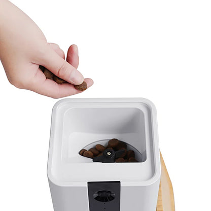 Smart Cam Treat Dispenser Automatic Feeder